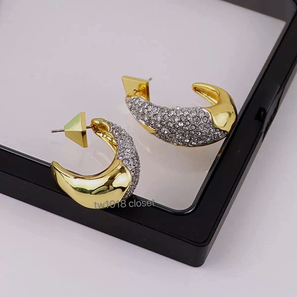 Alexis Bittar Solanales Crystal Hoop Earrings - Picture 5 of 6